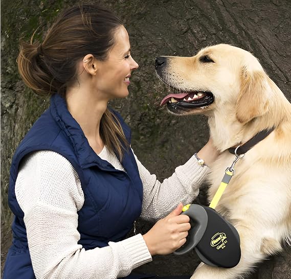 Flexi Giant L 8m Retractable Dog Lead – Tape Leash for Dogs Up to 50kg, Black & Neon Yellow